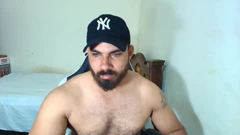 Snapshot of max_love25 chatting on 11.29.25 max_love25 online show from 11.29.25