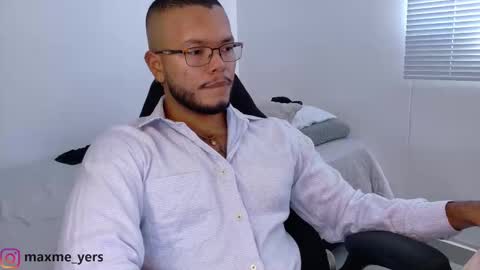 Snapshot of max_meyer chatting on 10.25.25 max_meyer online show from 10.25.25