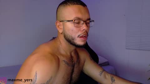 Snapshot of max_meyer chatting on 10.27.25 max_meyer online show from 10.27.25