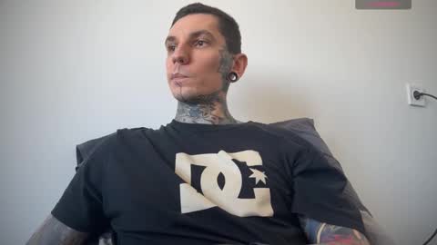    online show from 02.09.25