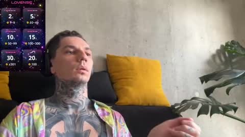    online show from 11.02.25