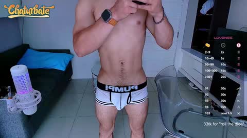 Snapshot of max_russell chatting on 01.06.25 Former Porn Star online show from 01.06.25