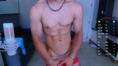 Snapshot of max_russell chatting on 02.09.25 Former Porn Star online show from 02.09.25