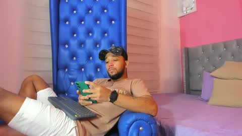 max_sexyhot26 online show from 12.23.24