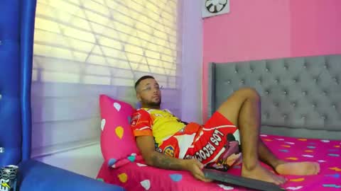 max_sexyhot26 online show from 02.12.25