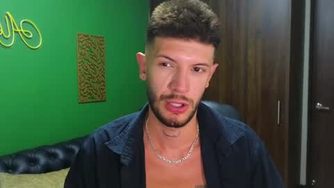 Max Taylor online show from 12.25.24