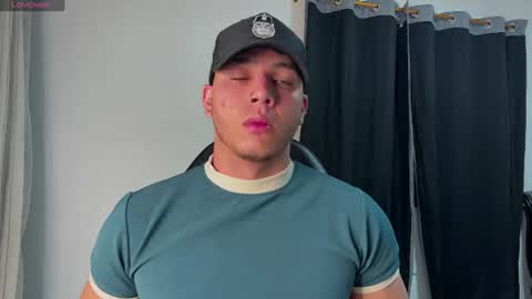 max_valiant1 online show from 07.19.26