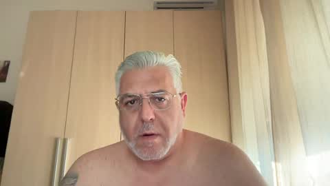 maxbillo online show from 07.12.26