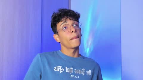 Max  online show from 04.02.26