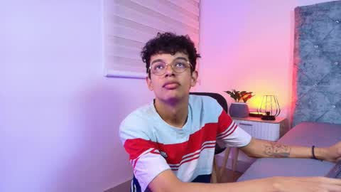 M A X F R O S T   online show from 01.08.26