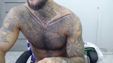 Maximus Fox online show from 10.06.25