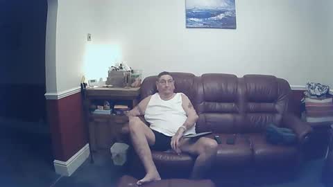 Snapshot of maxi_johnes chatting on 12.29.24 MAX online show from 12.29.24