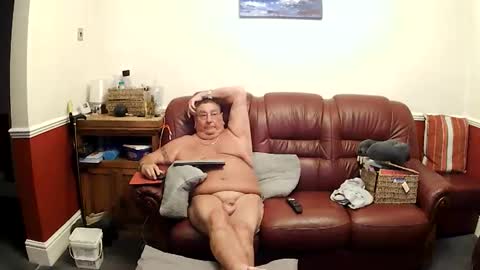 MAX online show from 06.09.26