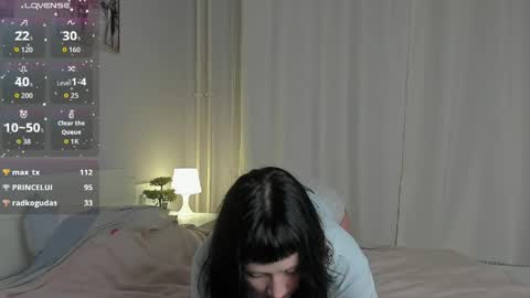 Maxi online show from 04.28.26