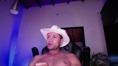 Snapshot of maxi_mux1 chatting on 12.23.24 MAXI online show from 12.23.24