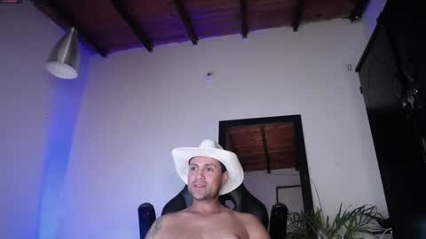 Snapshot of maxi_mux1 chatting on 12.24.24 MAXI online show from 12.24.24