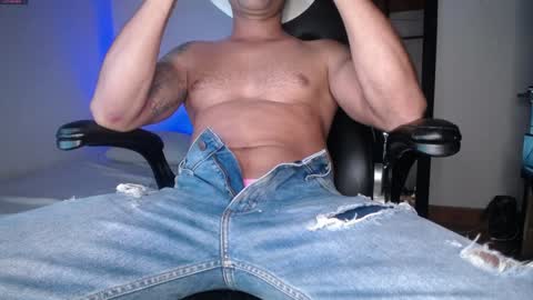 Snapshot of maxi_mux1 chatting on 12.29.24 MAXI online show from 12.29.24