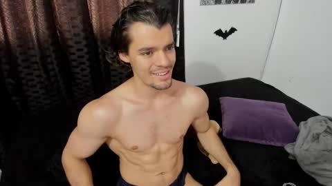 Snapshot of maxi_styles chatting on 12.16.24 Alex online show from 12.16.24