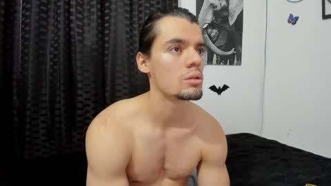 Snapshot of maxi_styles chatting on 12.23.24 Alex online show from 12.23.24