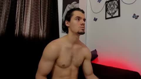 Snapshot of maxi_styles chatting on 01.20.25 Alex online show from 01.20.25