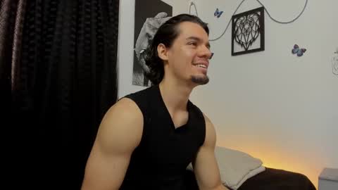 Snapshot of maxi_styles chatting on 02.09.25 Alex online show from 02.09.25