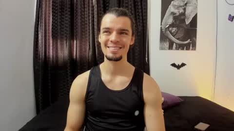 Snapshot of maxi_styles chatting on 02.23.25 Alex online show from 02.23.25