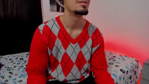 Snapshot of maxi_styles chatting on 02.28.25 Alex online show from 02.28.25