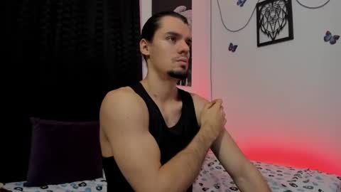 Snapshot of maxi_styles chatting on 03.01.25 Alex online show from 03.01.25