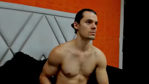 Snapshot of maxi_styles chatting on 02.12.26 Alex online show from 02.12.26