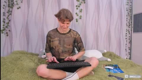 Snapshot of maxim_burn chatting on 10.21.25 maxim burn online show from 10.21.25