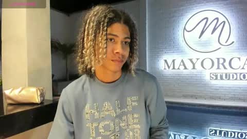 maxim online show from 03.02.25