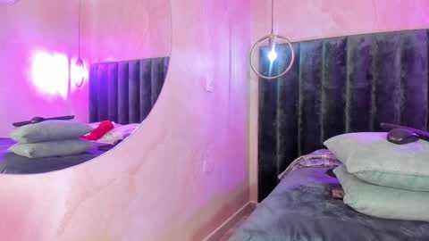 maxim online show from 03.08.25