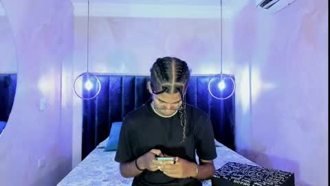 maxim online show from 11.04.25