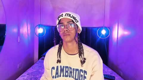 maxim online show from 11.24.25