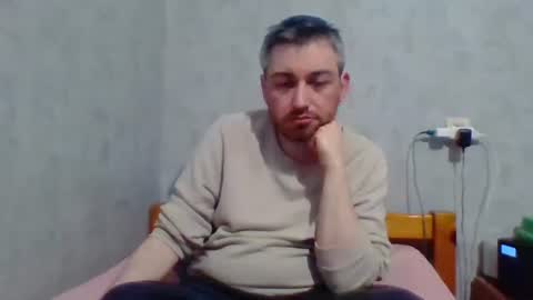 Snapshot of maximefrxx chatting on 02.24.25 Maxime online show from 02.24.25