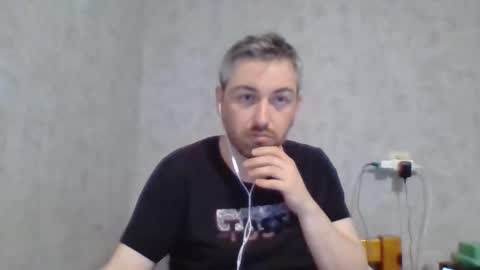 Snapshot of maximefrxx chatting on 01.12.26 Maxime online show from 01.12.26