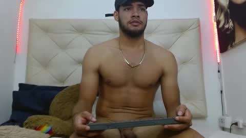 Maximiliano Herrera online show from 01.07.25