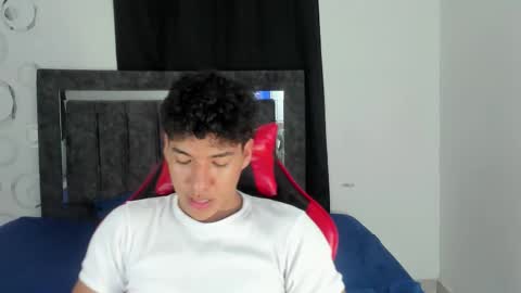 Maximiliano online show from 02.28.26