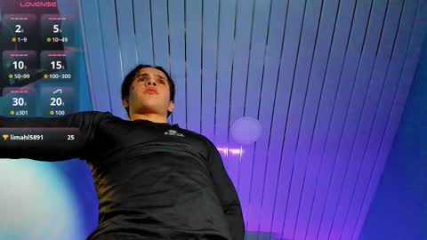 maximiliano_scoott_ online show from 09.12.25