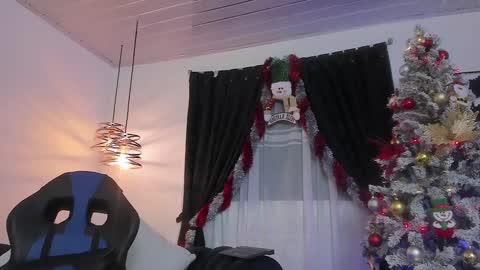 Maximo online show from 12.21.24