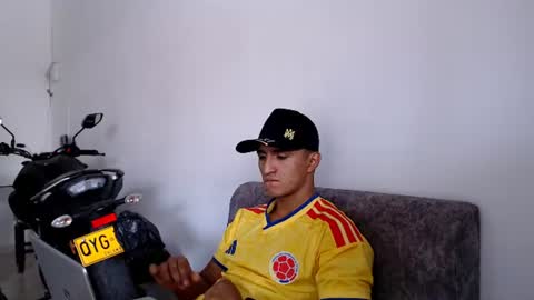 Maximo Sebastian online show from 06.23.26