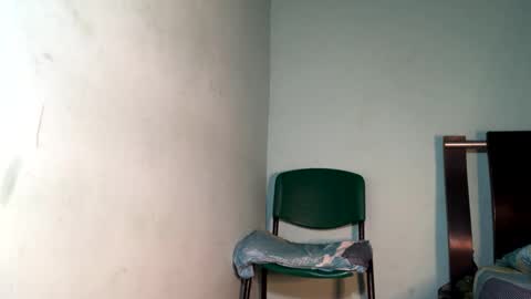 Maximo Aron Vega online show from 02.14.25