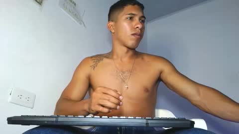 Maximo Aron Vega online show from 02.12.26