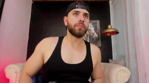 Snapshot of maximo_wolf1 chatting on 10.06.25 Maximo Wolf online show from 10.06.25