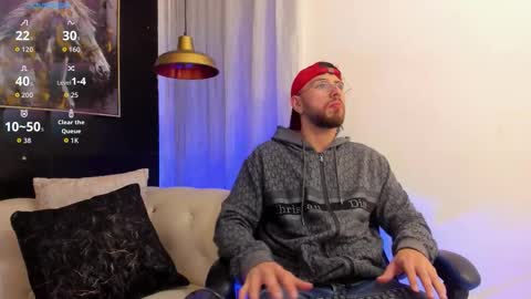 Snapshot of maximo_wolf1 chatting on 10.19.25 Maximo Wolf online show from 10.19.25