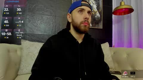 Snapshot of maximo_wolf1 chatting on 11.09.25 Maximo Wolf online show from 11.09.25