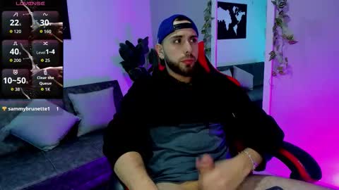 Snapshot of maximo_wolf1 chatting on 11.27.25 Maximo Wolf online show from 11.27.25