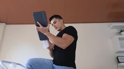 Sebastian online show from 01.17.25