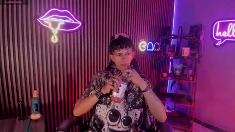 MAXIMO online show from 04.15.26