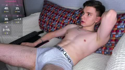 Snapshot of maximum_hot chatting on 12.26.24 Max online show from 12.26.24